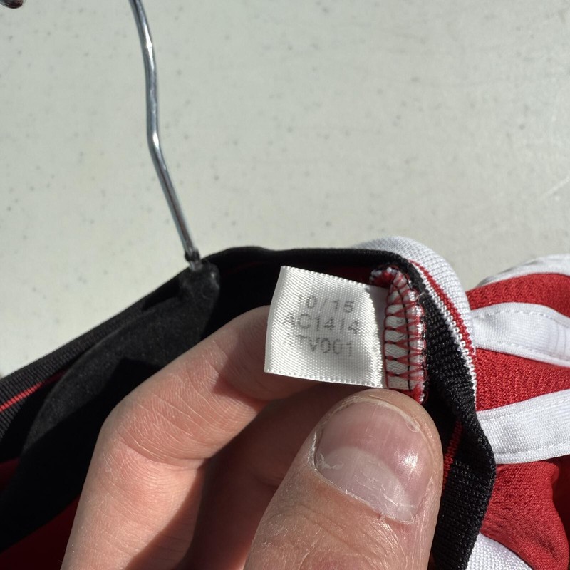 Adidas Manchester United Home Jersey Small 2015/16 gallery