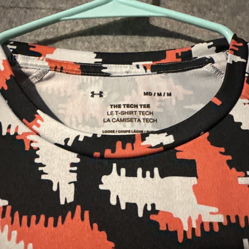 Under Armour Camo Tech Tee Mens Medium Short Sleeves Digi Performance Stretch gallery