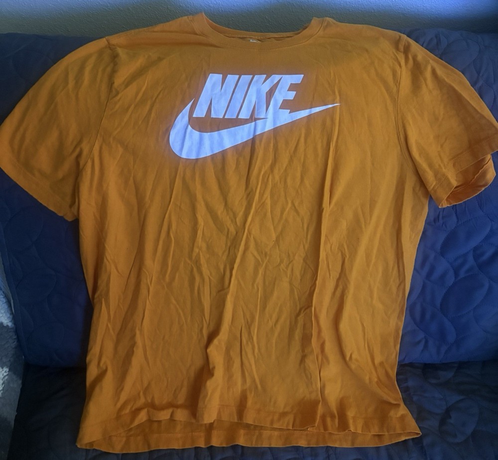 Nike The Nike Tee Shirt Men's Orange Logo Short Sleeve Crew Neck Size XL