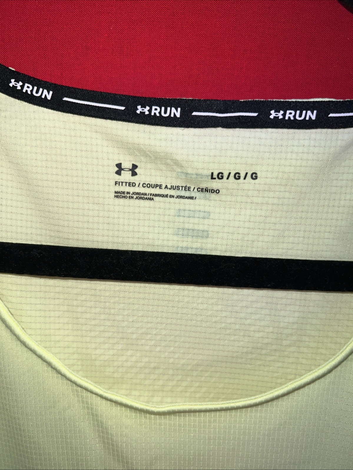 NEW UNDER ARMOUR Men's Coolswitch ATHLETIC Fitted Run Tank 1371130 911 SZ Large gallery
