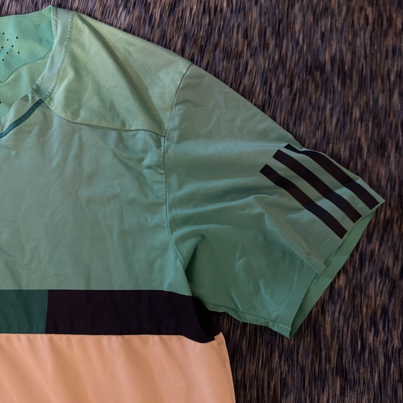 Adidas Barricade tennis wear short-sleeved Men’s Small Color Block Green/white gallery