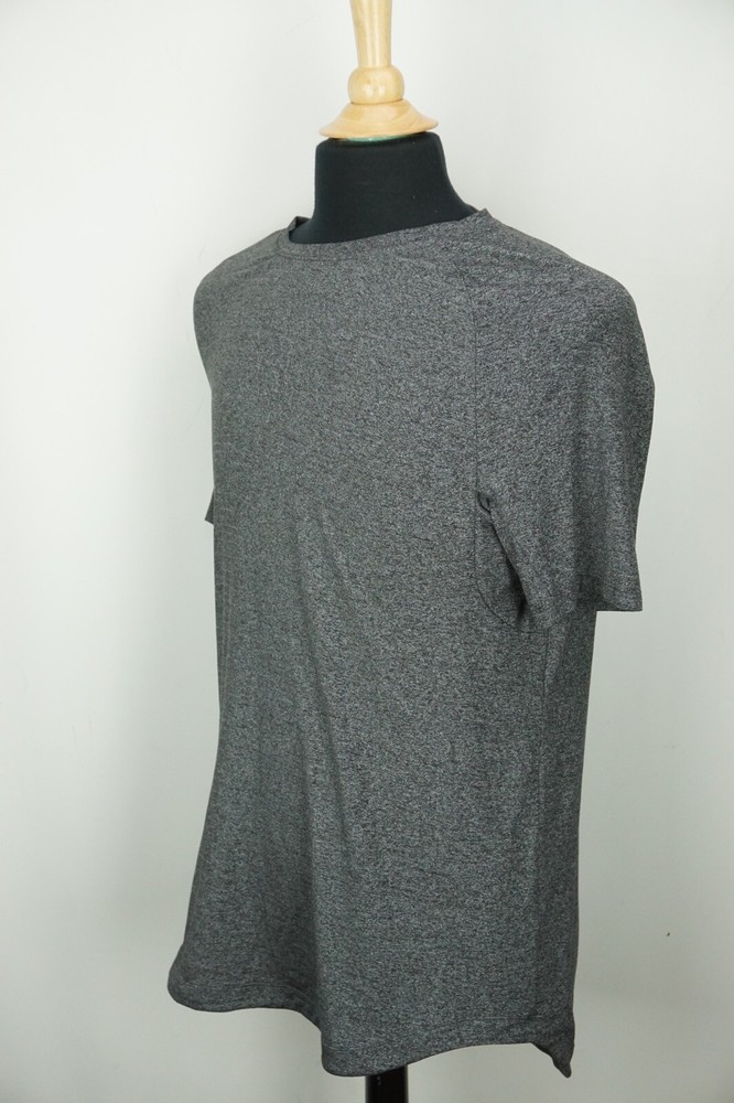 Lululemon Gray Lightweight Long Tail Short Sleeve Active Shirt Sz L