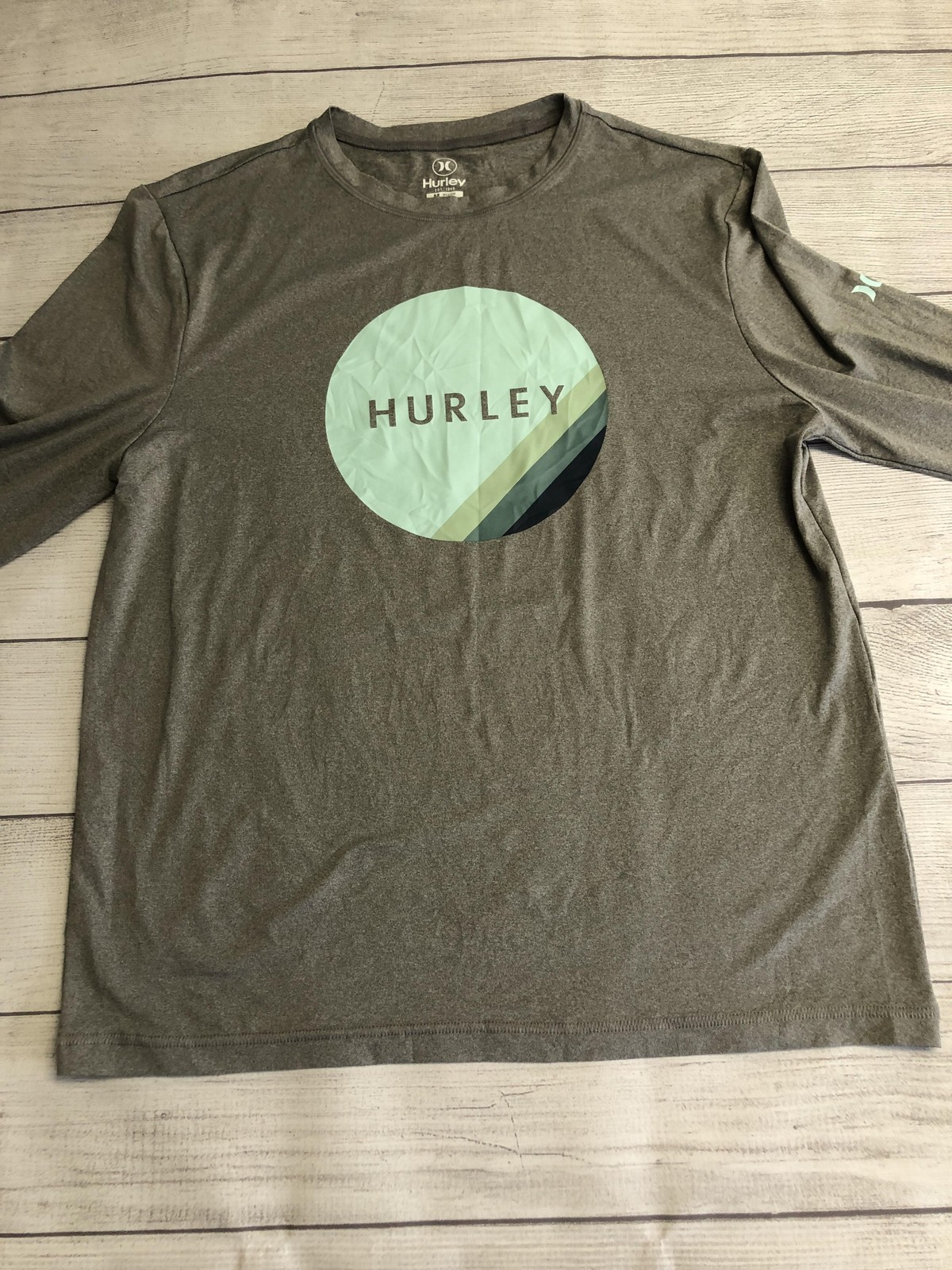 Hurley Shirt Mens Medium Gray Long Sleeve Crewneck Athletic Surf Logo Graphic gallery