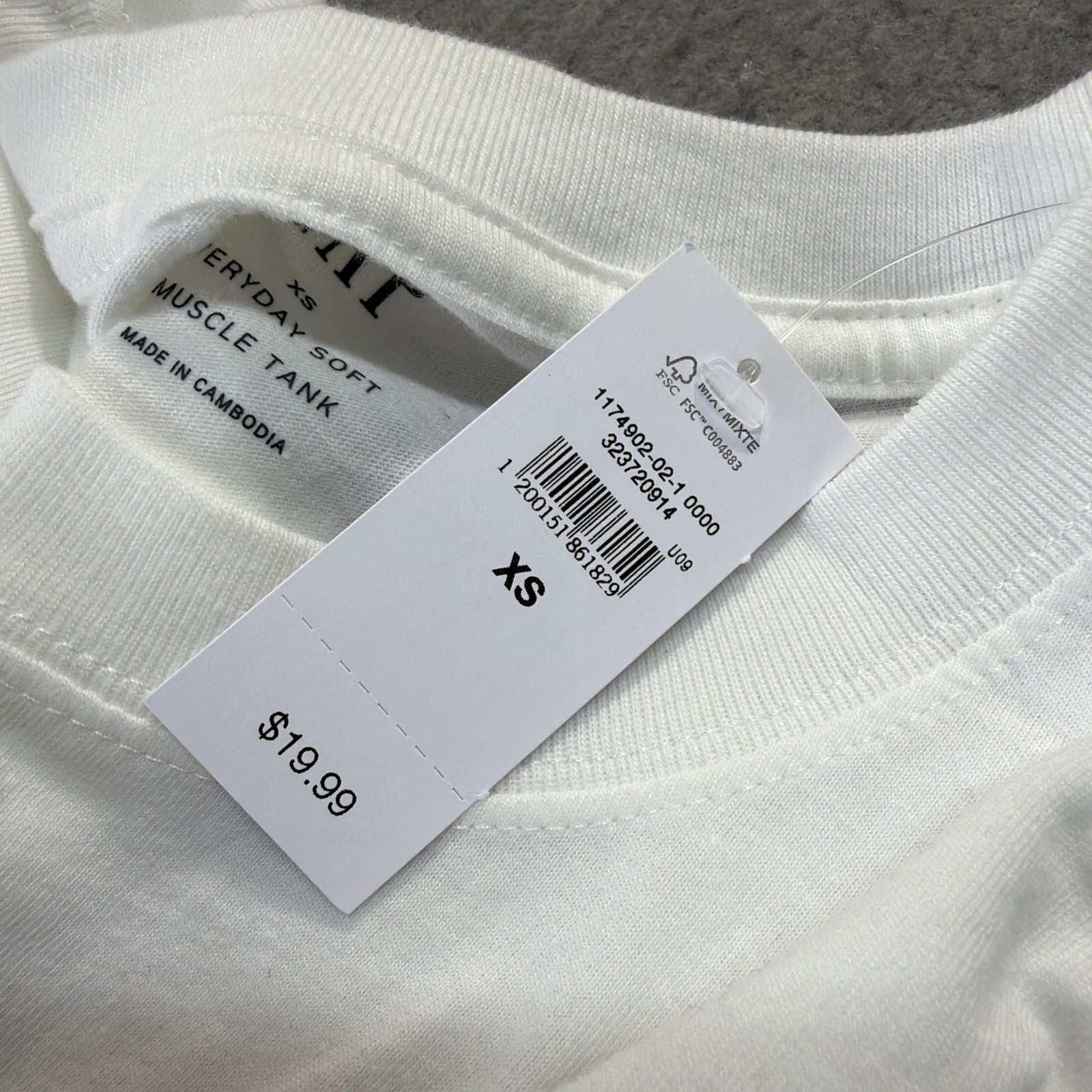 GAP Muscle Tank Shirt Mens XS White Everyday Soft Sleeveless Workout Gym NEW NWT gallery