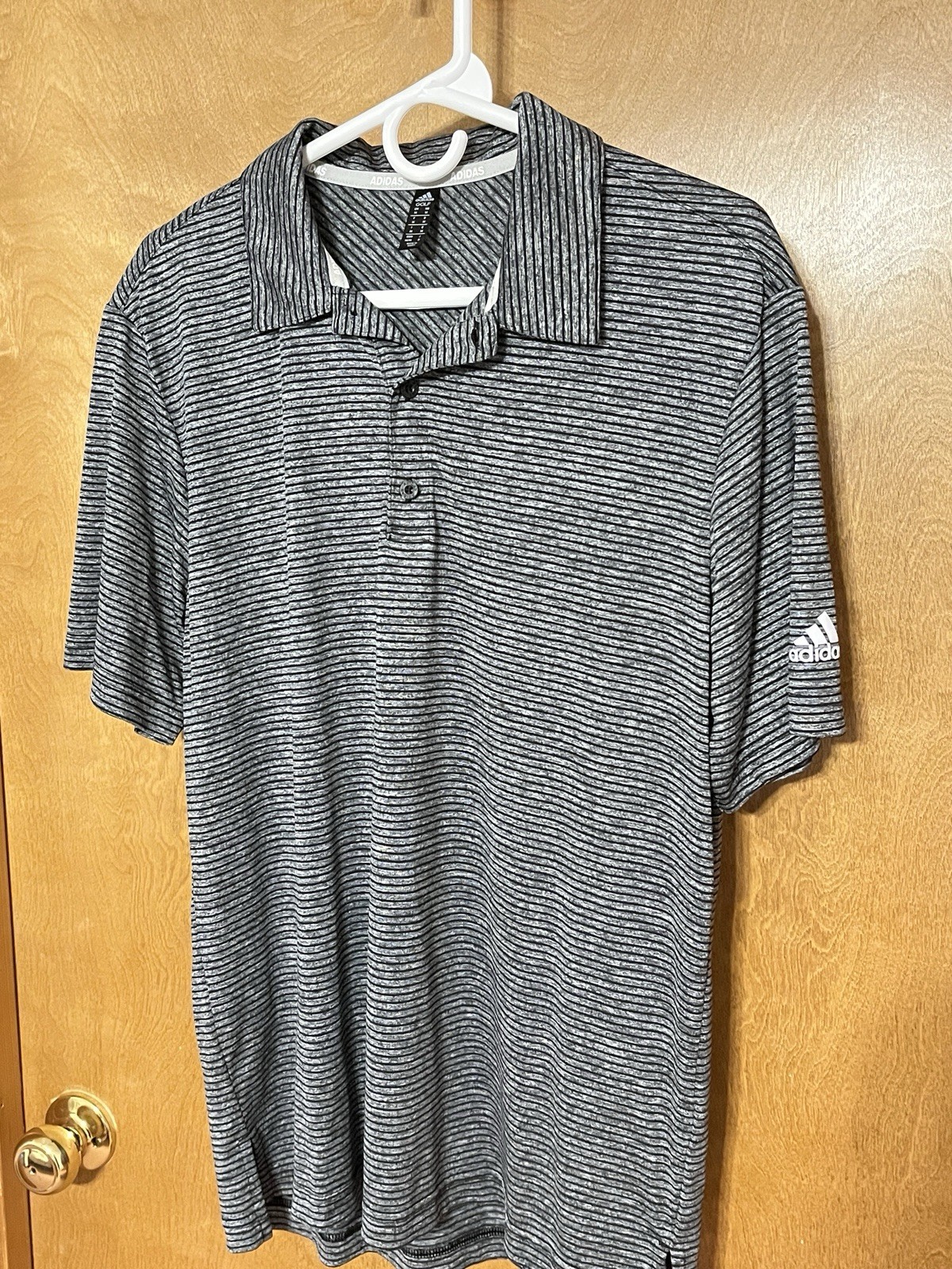 Lot If 5 Men’s Medium Dri-fit Polos. Nike Under Armour Adidas Under Armour gallery