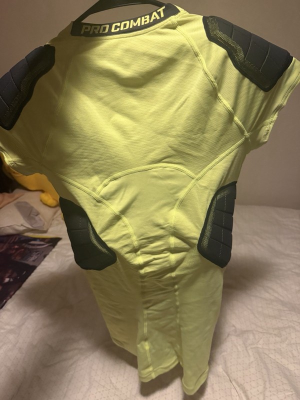 Nike pro Combat Padded Compression Shirt Size Medium Yellow gallery