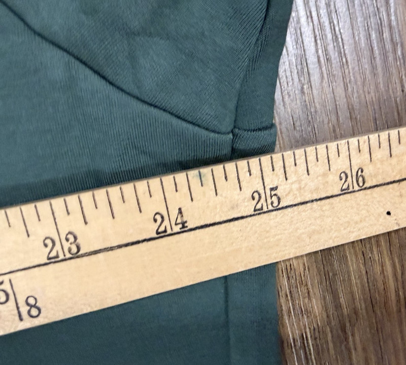 Lululemon Mens Softstreme Oversized Long Sleeve Henley Green XL gallery