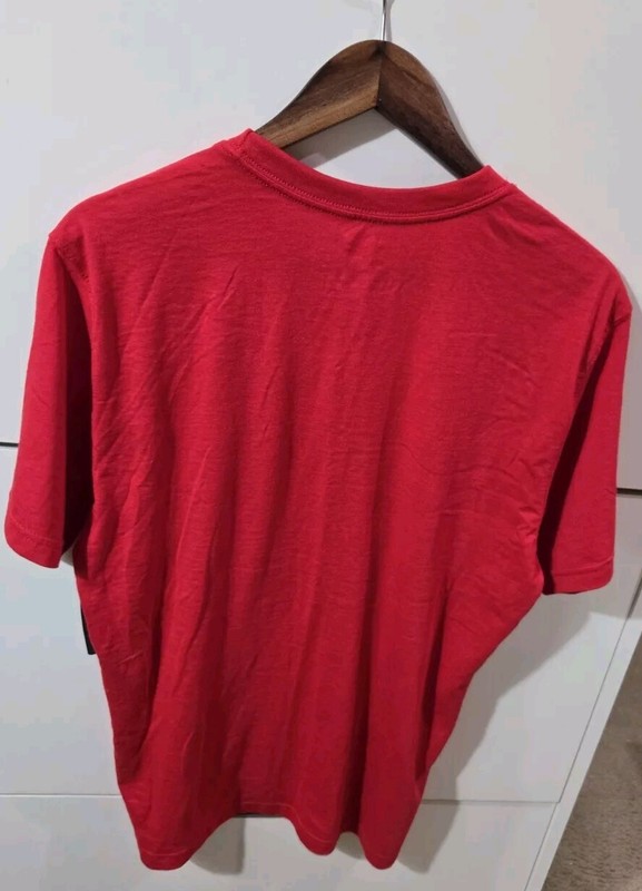 Reebok Short Sleeve Active T-shirt Size Medium Red Black gallery