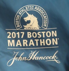 April 2017 Adidas 121st B.A.A. BOSTON MARATHON (MED) Running Hooded Jacket BLUE
