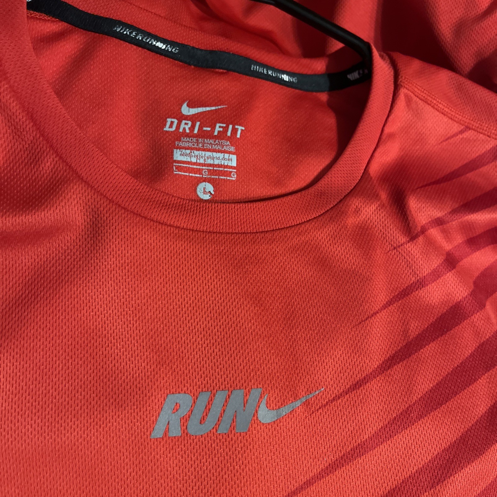 Nike Run Men's Red Short Sleeve T-Shirt Performance Large Training Dri Fit gallery