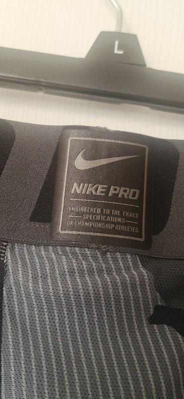 Nike Pro Dri-Fit Hyper Cool Men's XXL Top & 3/4 Length Tights - Pre-owned gallery