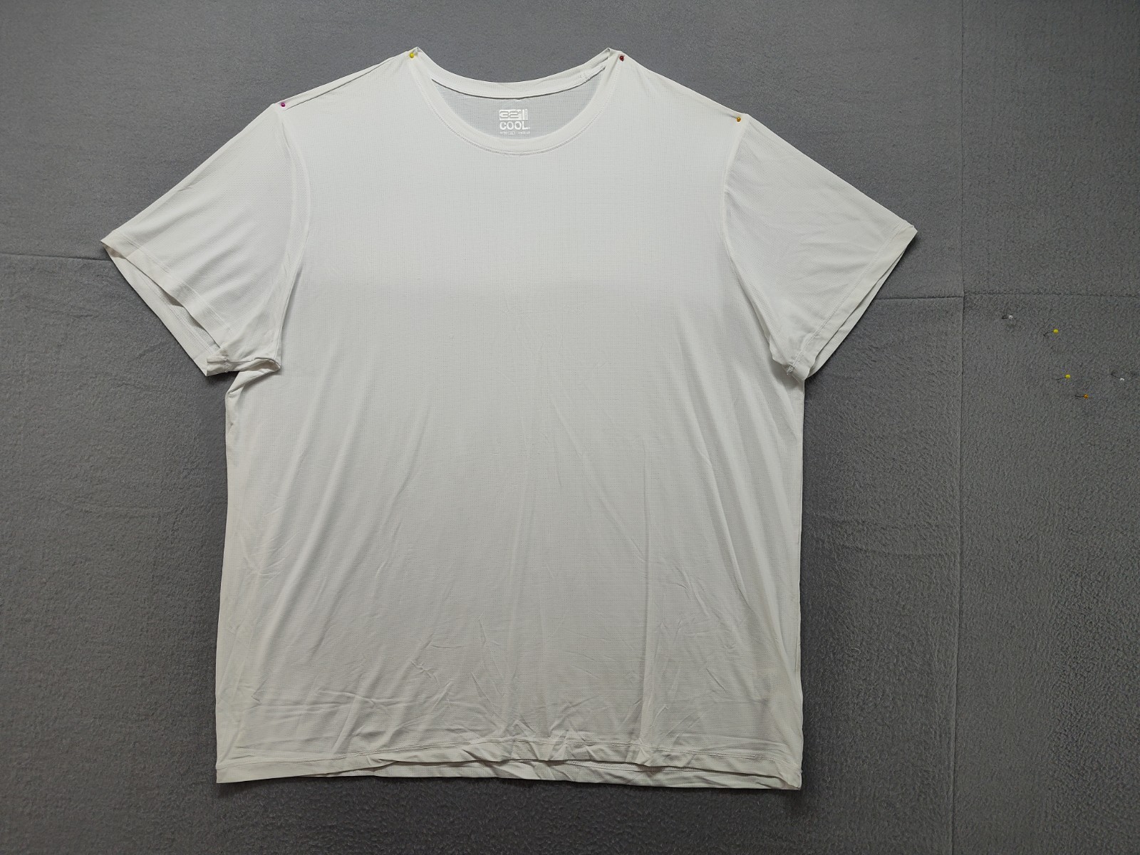 32 Degrees Men Athletic Shirt 2XL White Crew Neck Short Sleeve Gym Yoga Workout gallery
