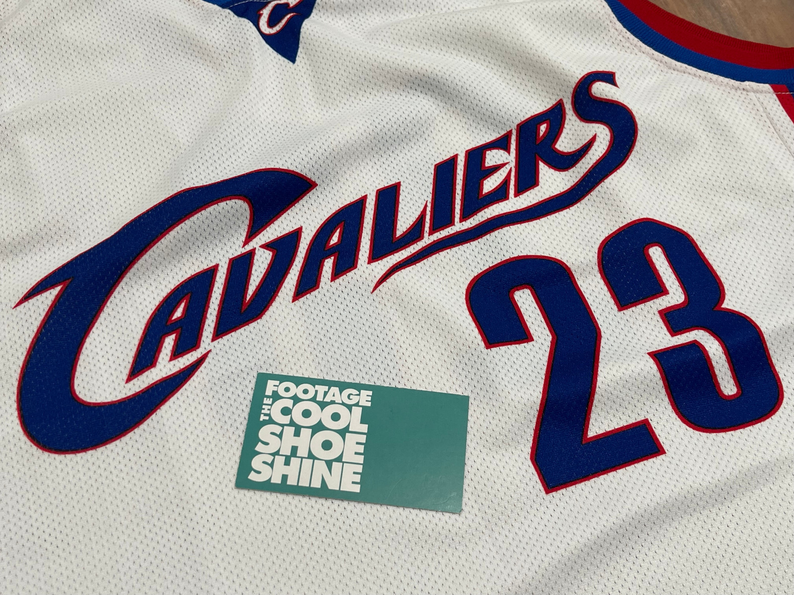VINTAGE CHAMPION EUROPE LEBRON JAMES CAVALIERS CAVS JERSEY WHITE BLUE RED NEW L gallery