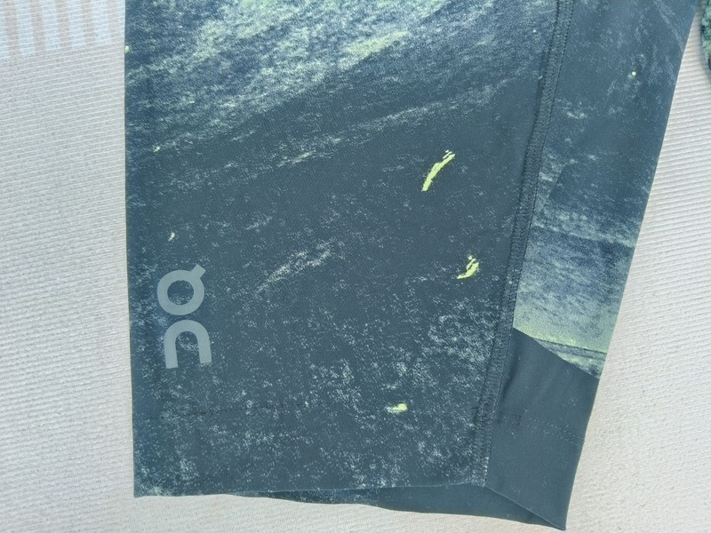 ON Running 2025 Pro Elite Team Race Half Tights Men's Size M gallery