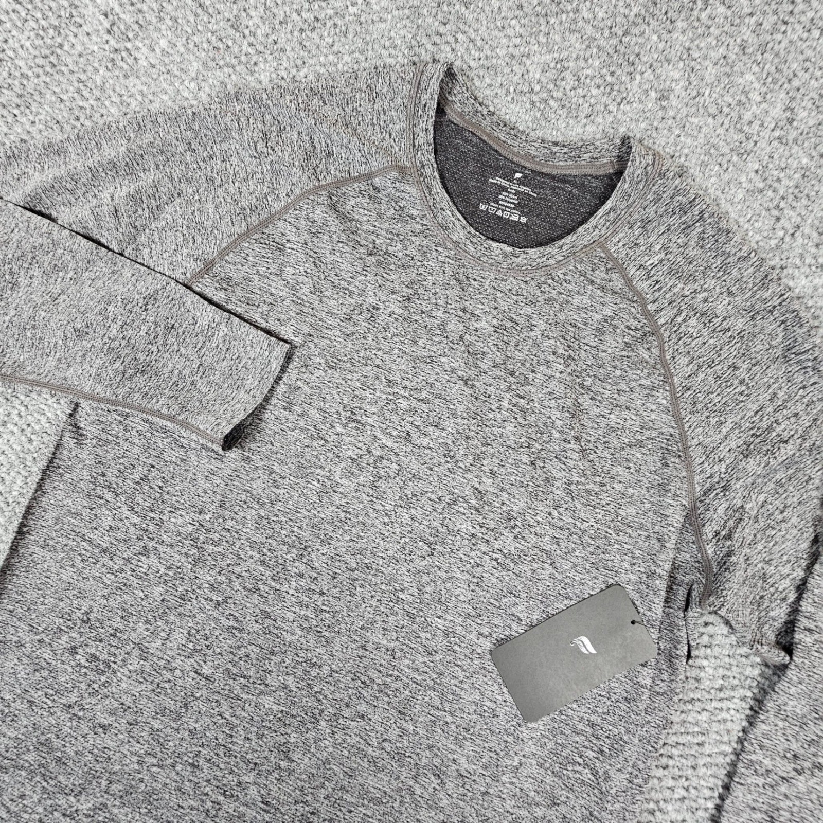 NWT Fabletics Performance Mens Training Day Long Sleeve Tee Grey Heather XL New gallery