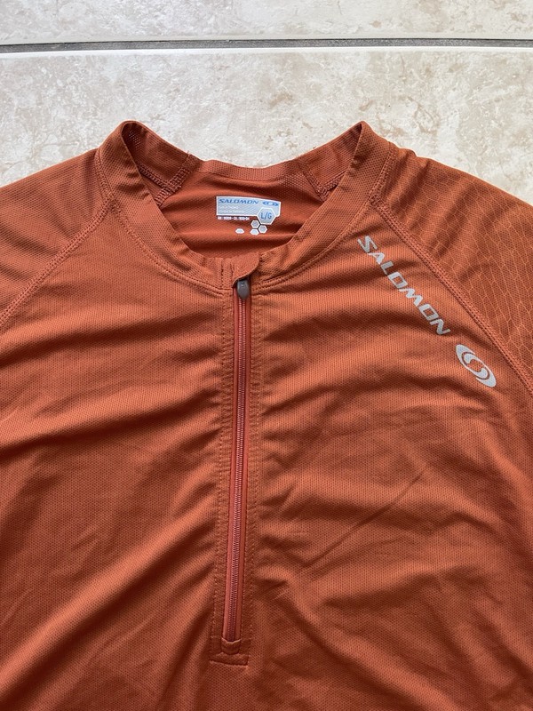 Salomon Men's Short Sleeve Athletic T-Shirt Large Light Color Running Sports Tee gallery