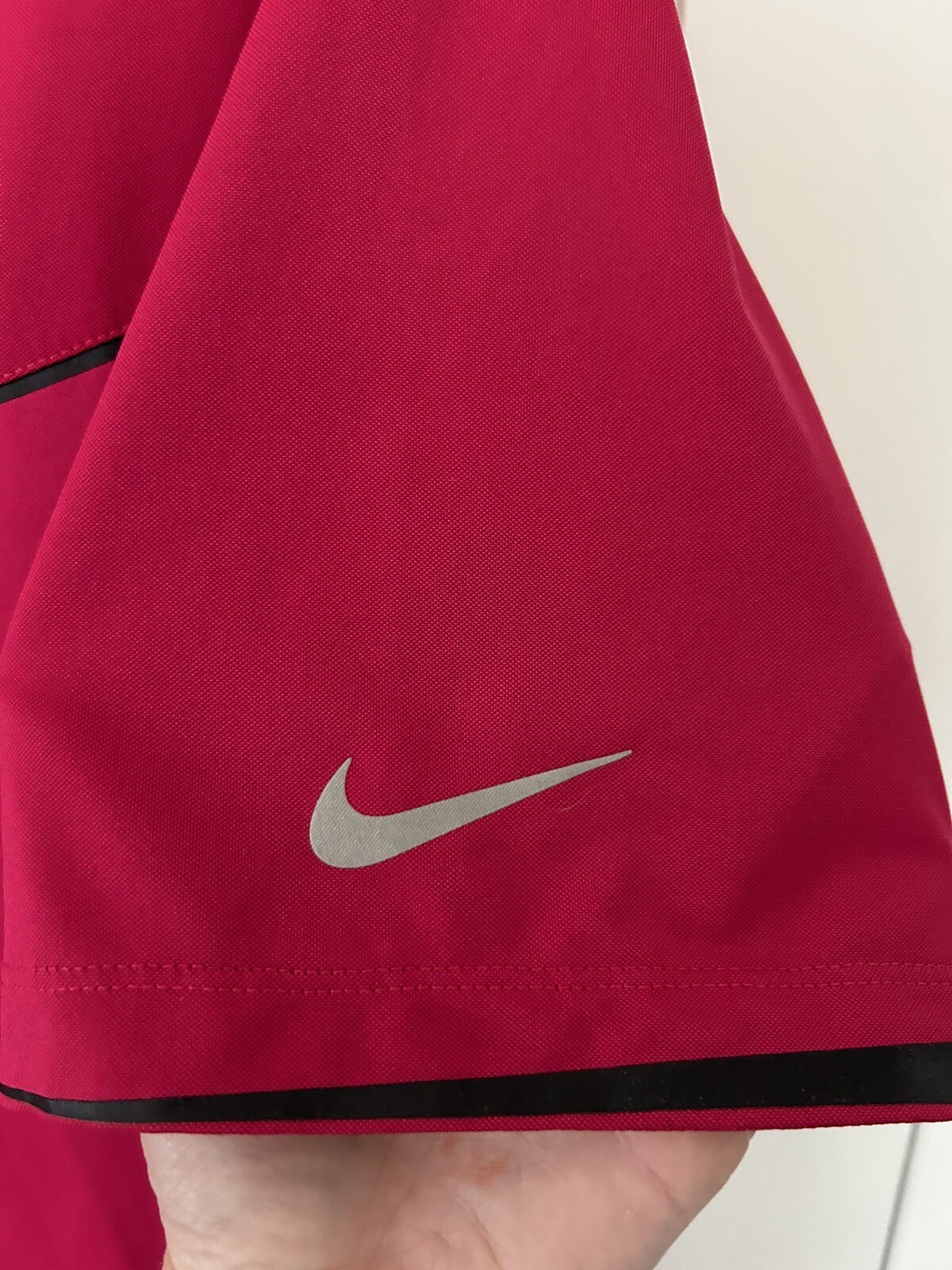 Nike Shirt Mens Size Medium Pink Magenta Polo Golf Tour Performance Dri Fit SS gallery