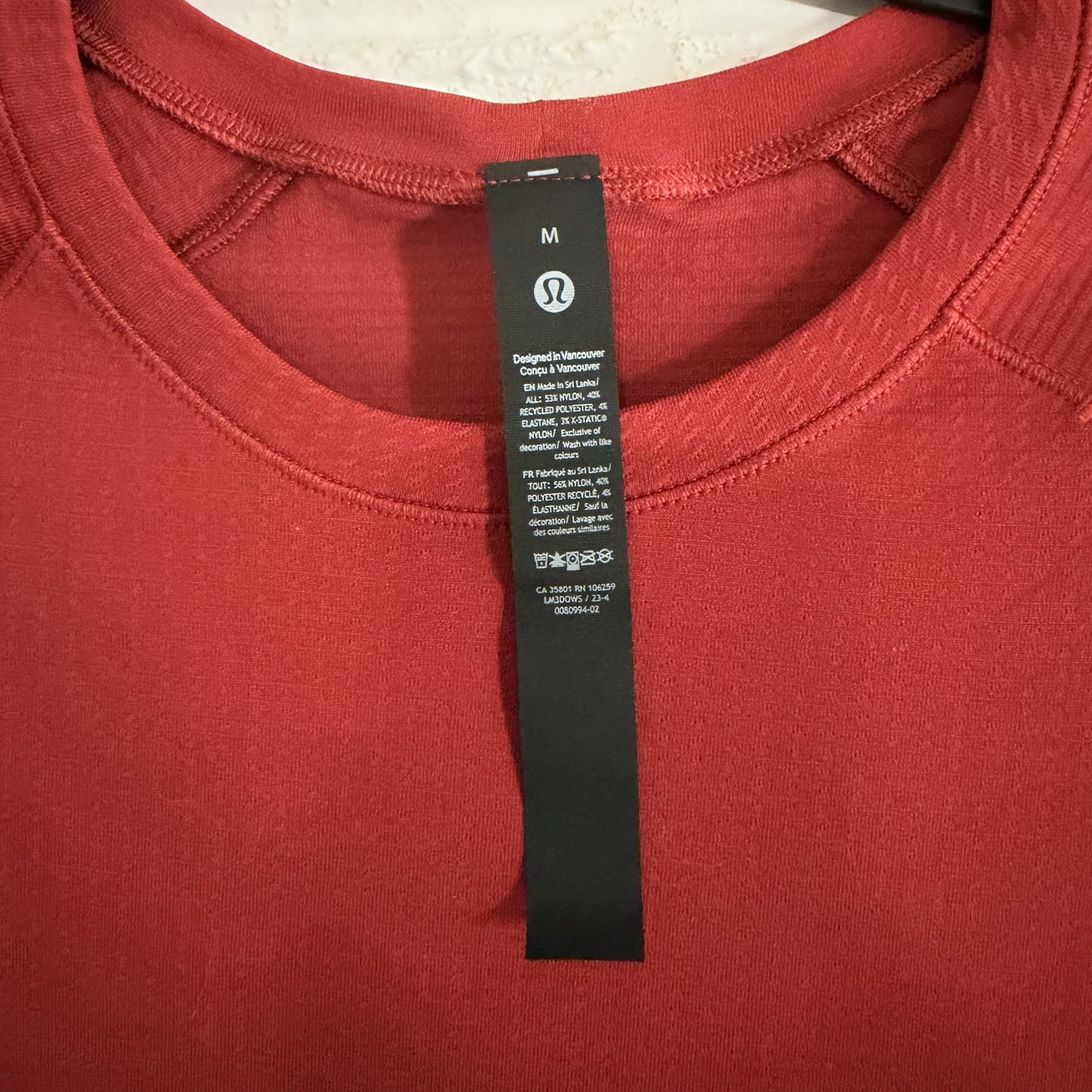 Lululemon Metal Vent Tech Short Sleeve Shirt 2.0 Dark Red Size Medium gallery