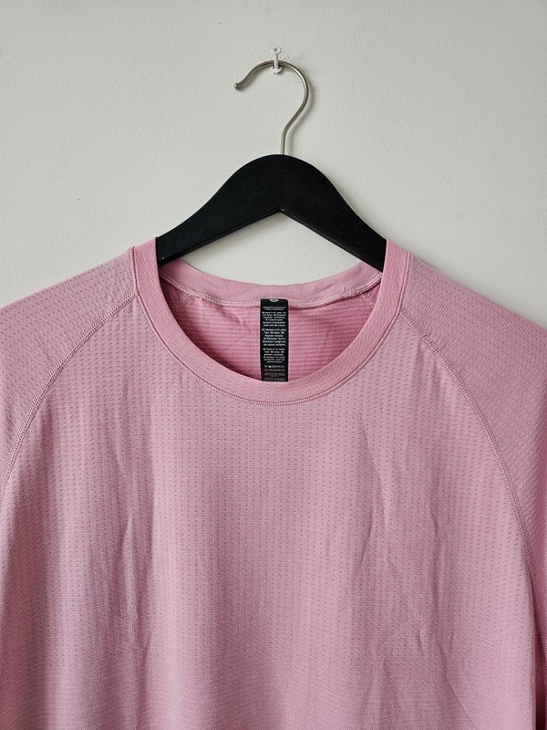 NWT LULULEMON CCLD/VPOR Pink Metal Vent Tech SS Top Shirt Men's XXL gallery