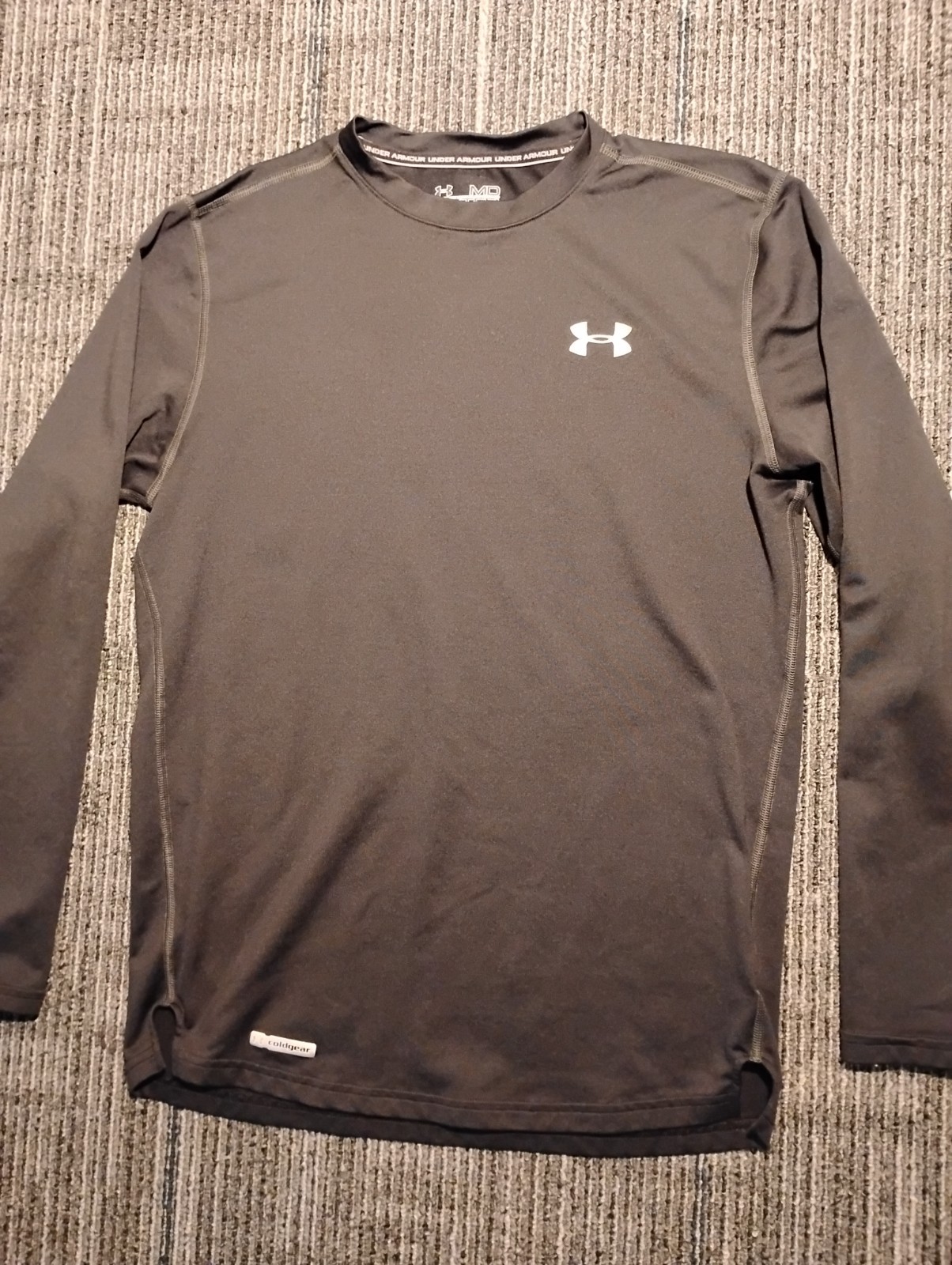 Under Armour ColdGear Long Sleeve Crew Neck Fitted Shirt Men's Medium Black gallery