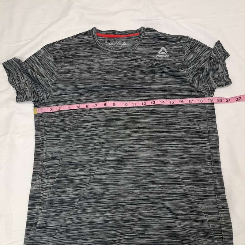 Reebok Gray and Black Stripe Pattern Athletic Performance T Shirt Mens Size S gallery