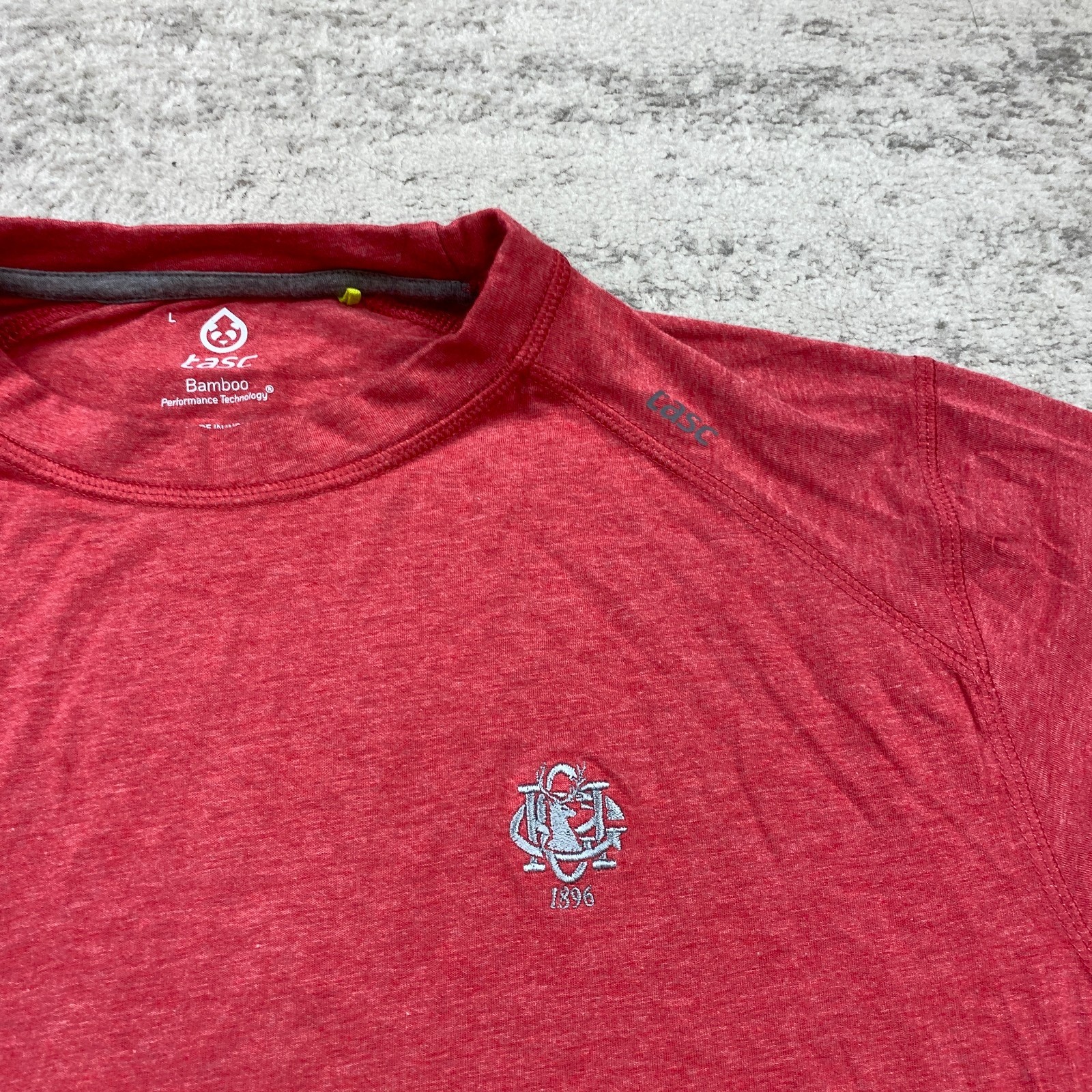 Tasc Performance Bamboo Shirt Large Red Golf Outdoor Fishing Hike Preppy Mens gallery