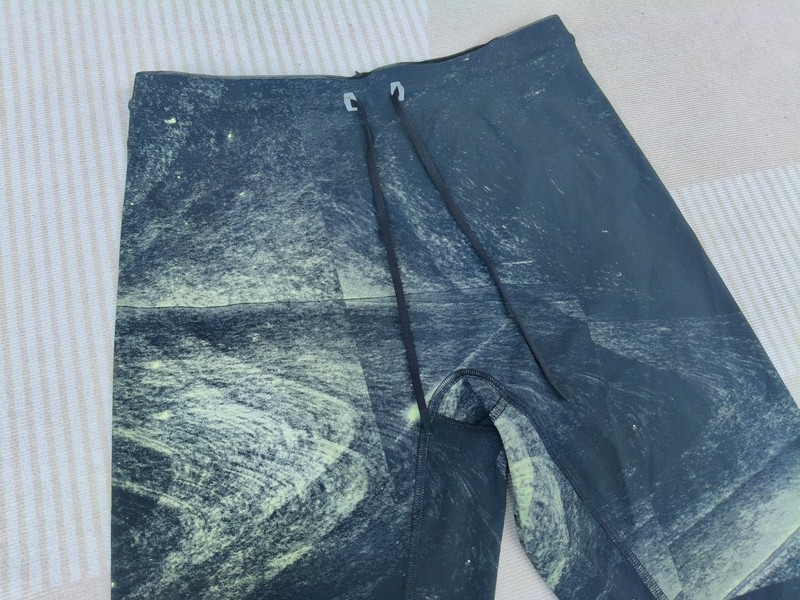 ON Running 2025 Pro Elite Team Race Half Tights Men's Size M gallery