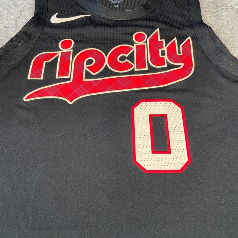 Nike Portland Trailblazers Lillard ADV Authentic City Edition Jersey Size Large gallery