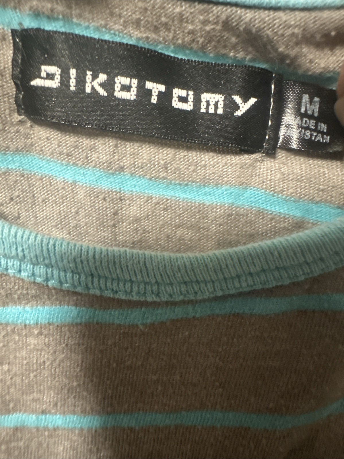 Men’s Dikotomy Muscle Tank Grey W/ Blue Stripes Size M gallery