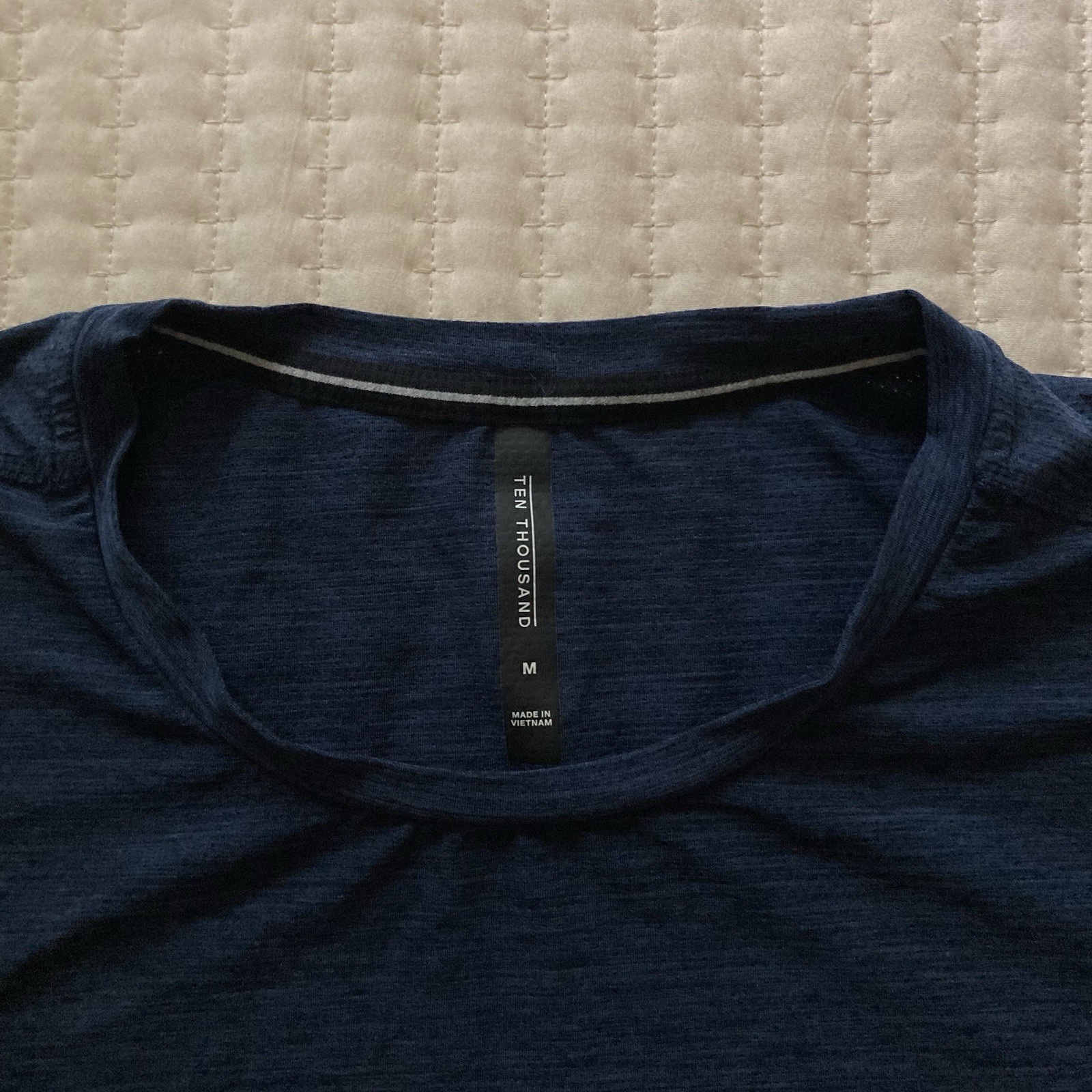 Ten Thousand Versatile Shirt Men’s Medium Blue Gym Athletic Performance Active gallery
