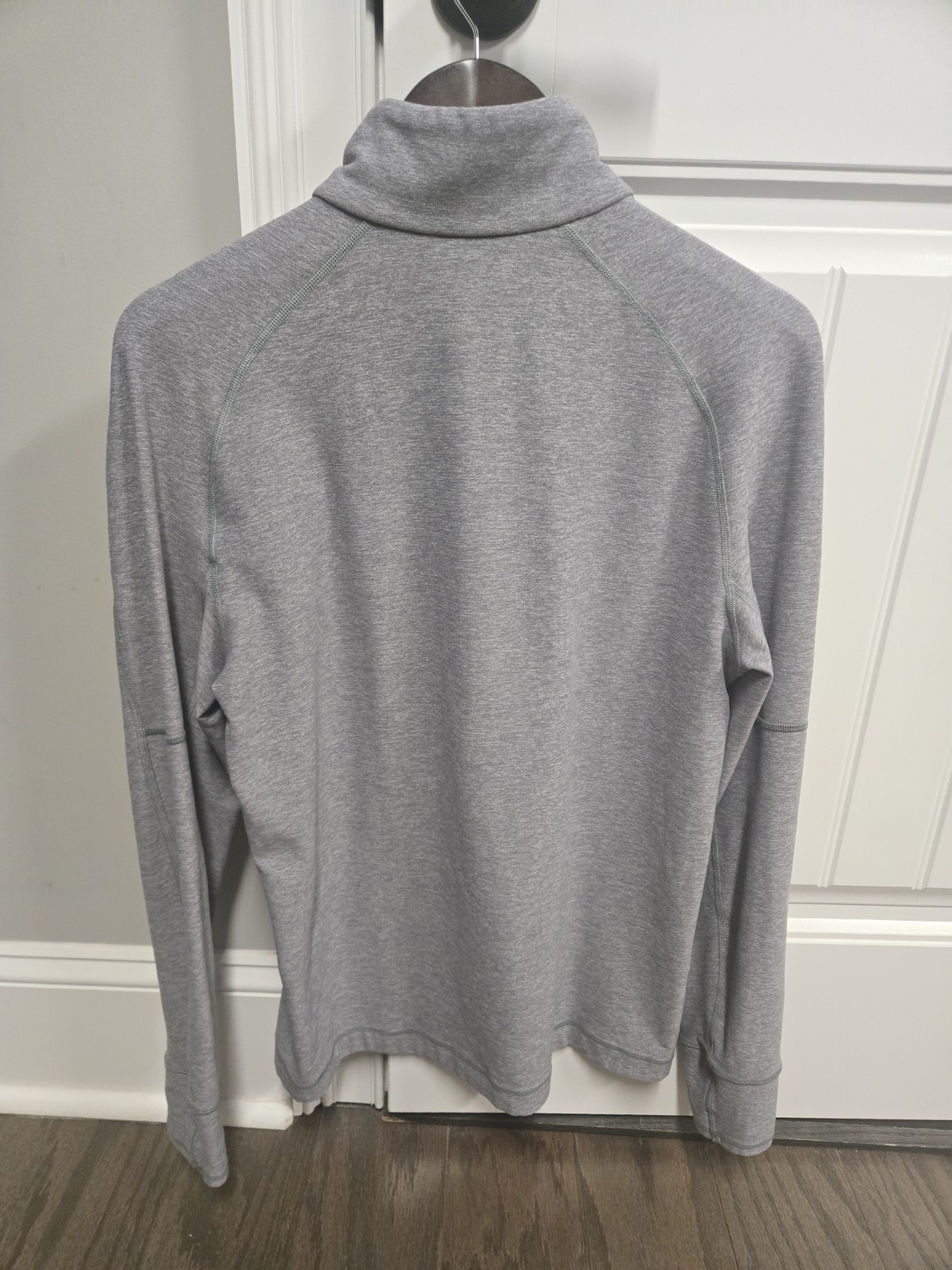Lululemon Sweater Mens Medium Gray 1/4 Zip Stretch Performance Shirt Soft Surge gallery