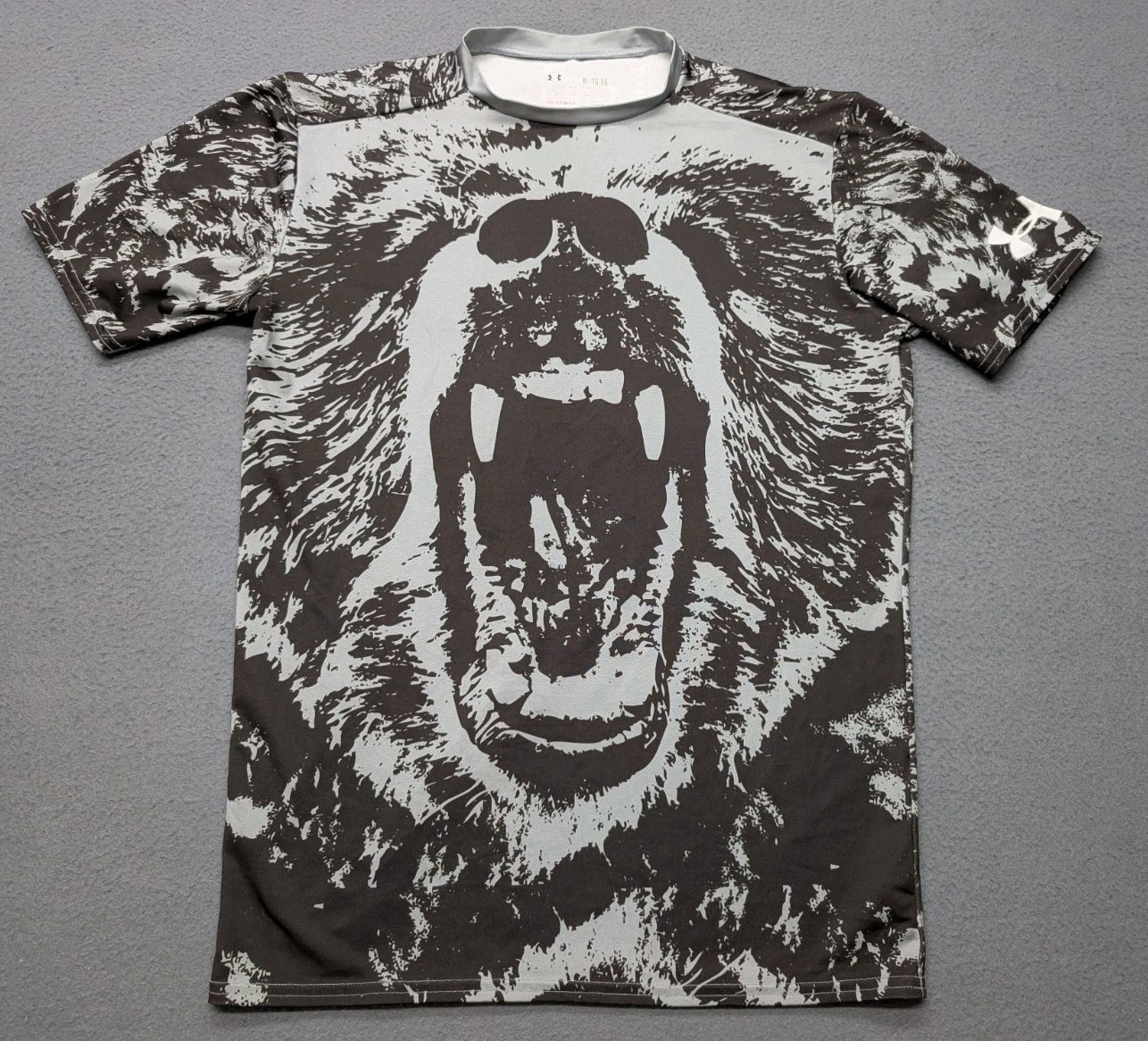 Under Armour Alter Ego Men's XL Compression Shirt Bear All Over Print HeatGear gallery