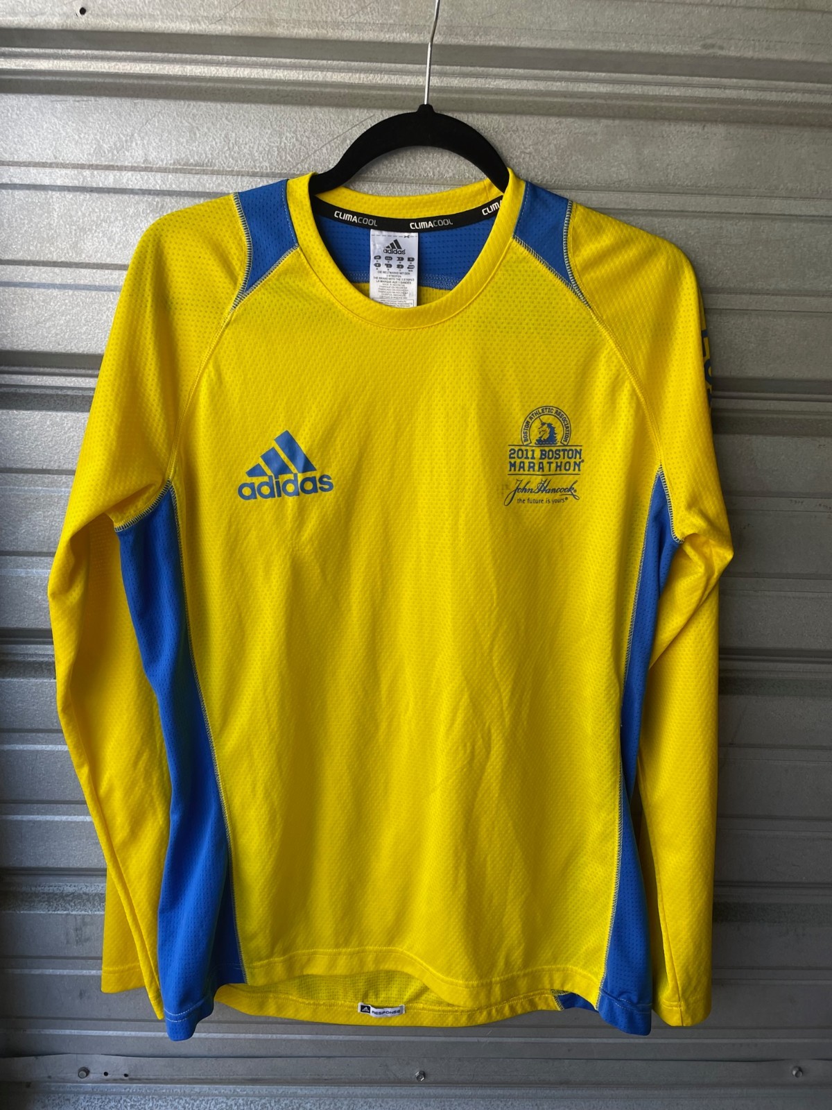 Adidas 2011 Boston Marathon Running Long Sleeve Yellow Event Shirt Men's M gallery