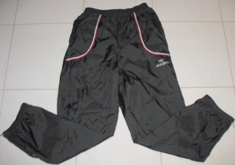 SEAN JEAN - L ( 16 - 18 ) - BLACK NYLON / MESH POLY LINING ATHLETIC PANTS gallery