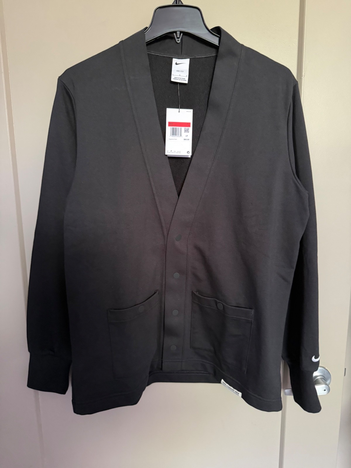 Nike Standard Issue Snap Black Cardigan Mens Size Large NWT gallery