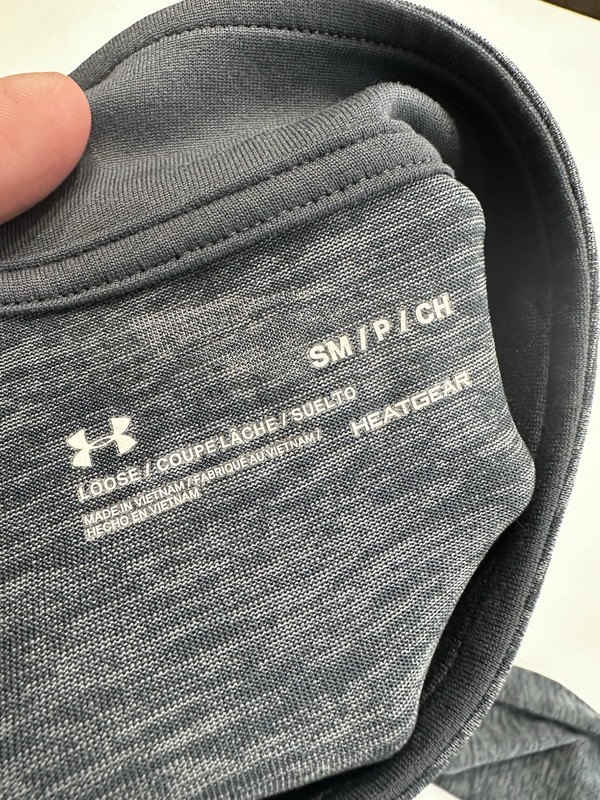 Under Armour Mens 1/2 Zip Size Small Loose Fit Blue/Gray Heather Shirt gallery