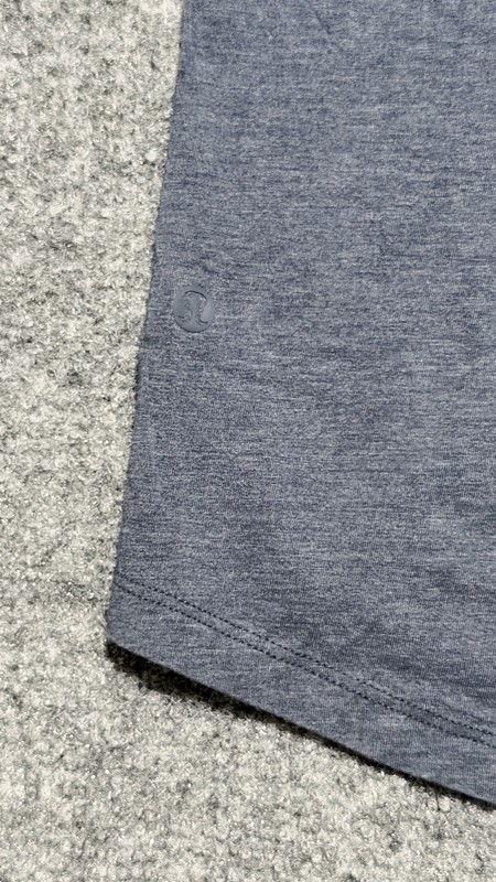 Lululemon Shirt Mens M Blue 5 Year Basic Tee Long Sleeve Stretch Gym Yoga gallery
