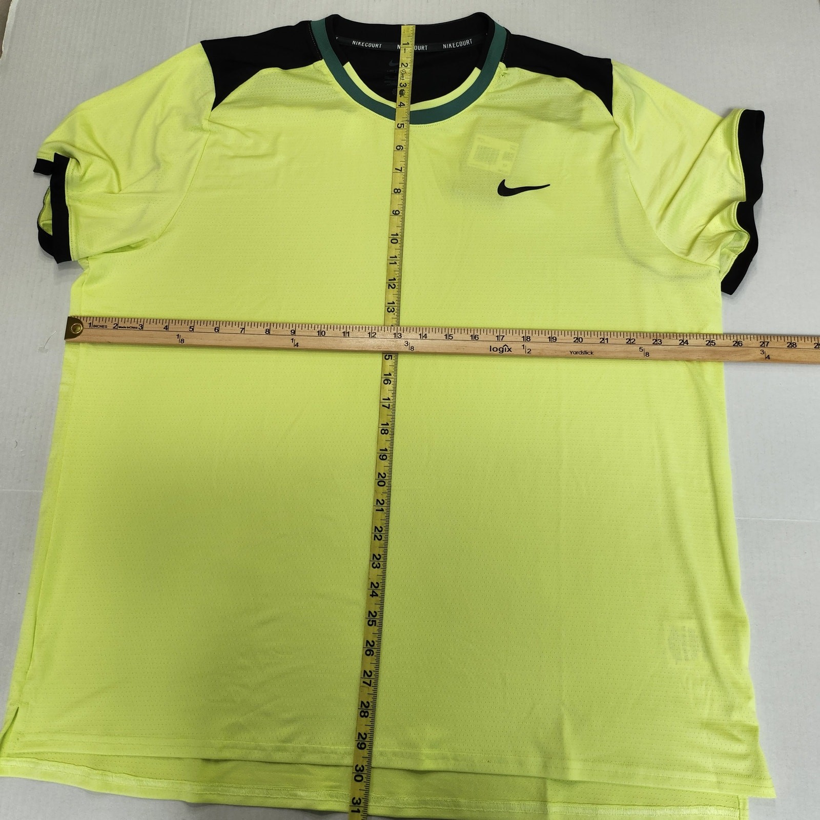 Mens Size 2XL Nike Tennis T-Shirt Dri-FIT Court Advantage Slit Yellow FD5320-736 gallery