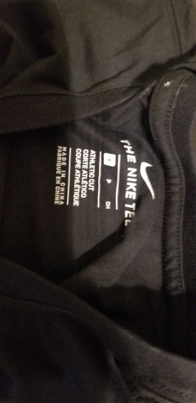 SZ SMALL 🆕🔥 Nike Air Max Zero Men's Black Extended Hem Long T-Shirt 898206-010 gallery