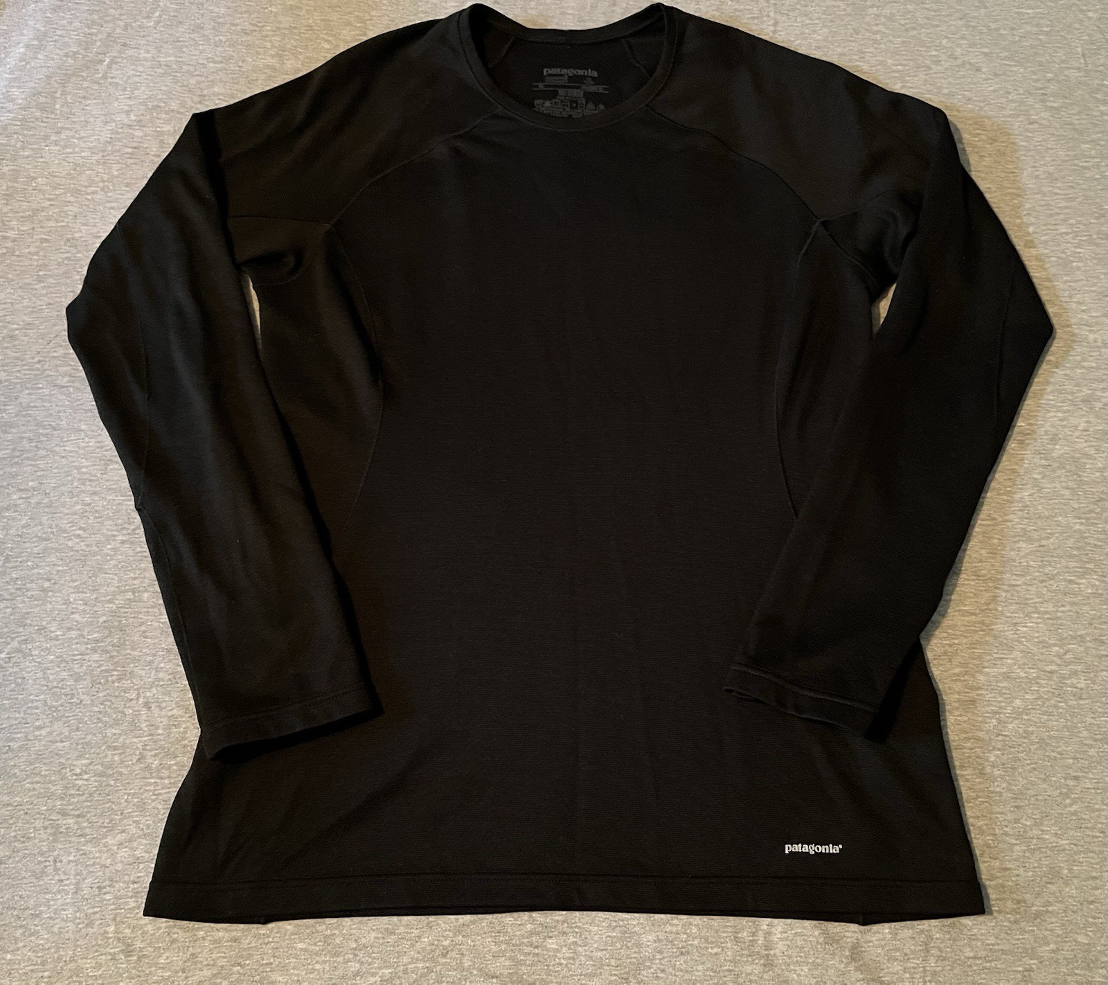 Patagonia Capilene 3 Midweight Baselayer Long Sleeve Crew T Shirt Men XS Black gallery