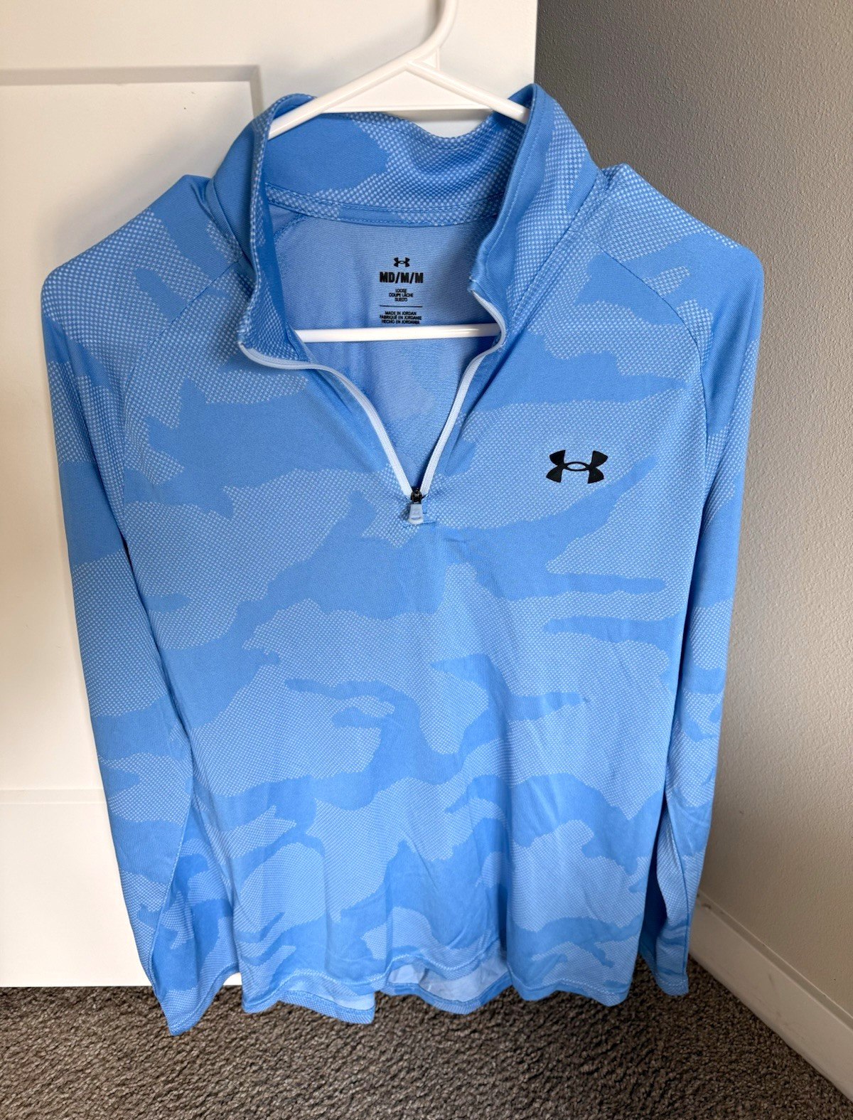 Under Armour Men’s M Loose 1/4 Zip Mock Neck Long Sleeve Blue Camo Top gallery