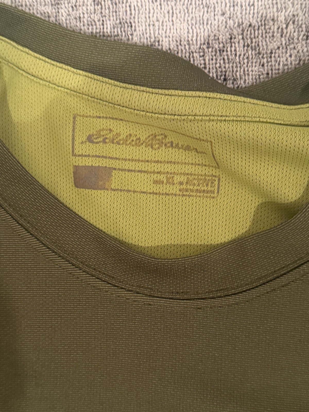 Eddie Bauer E•Active FreeDry Performance Tee Mens L Green Moisture Wicking Shirt gallery