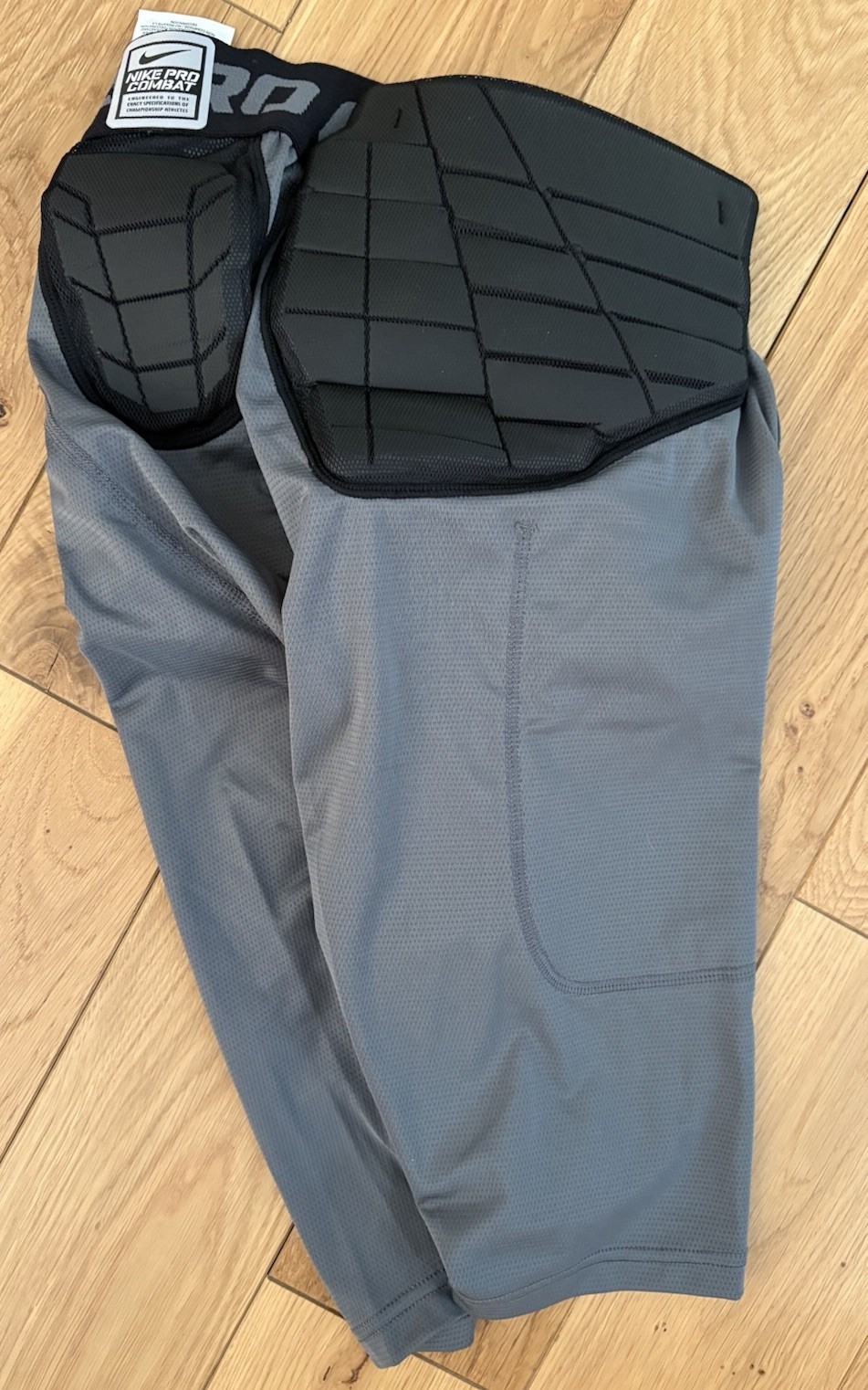 Nike Pro Combat Hyperstrong Gray FOOTBALL SHORTS DRI FIT 626419 064 SZ Small NEW gallery