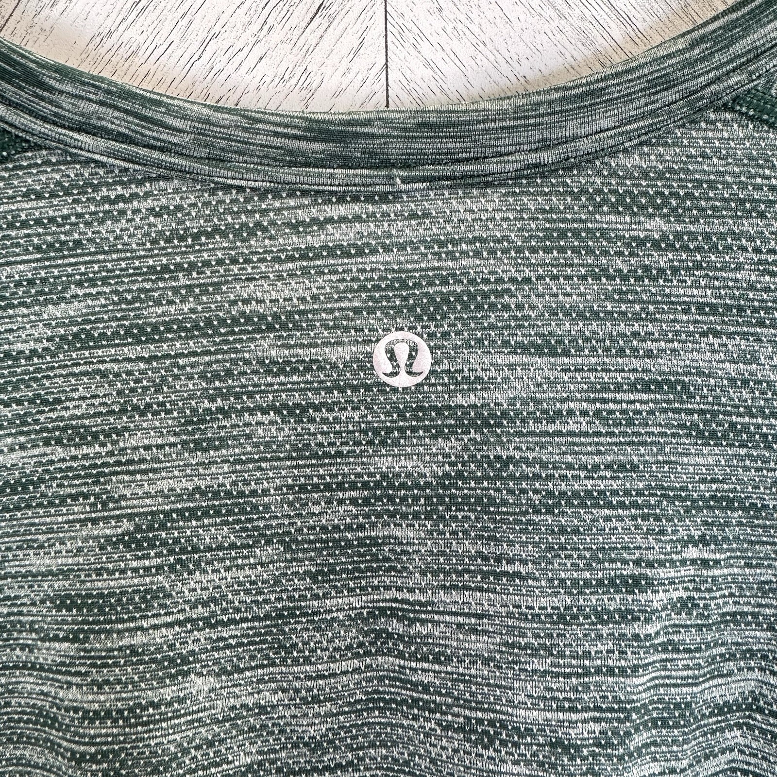 Lululemon Metal Vent Tech Long Sleeve Henley Shirt Mens XXL 2XL Static Green gallery