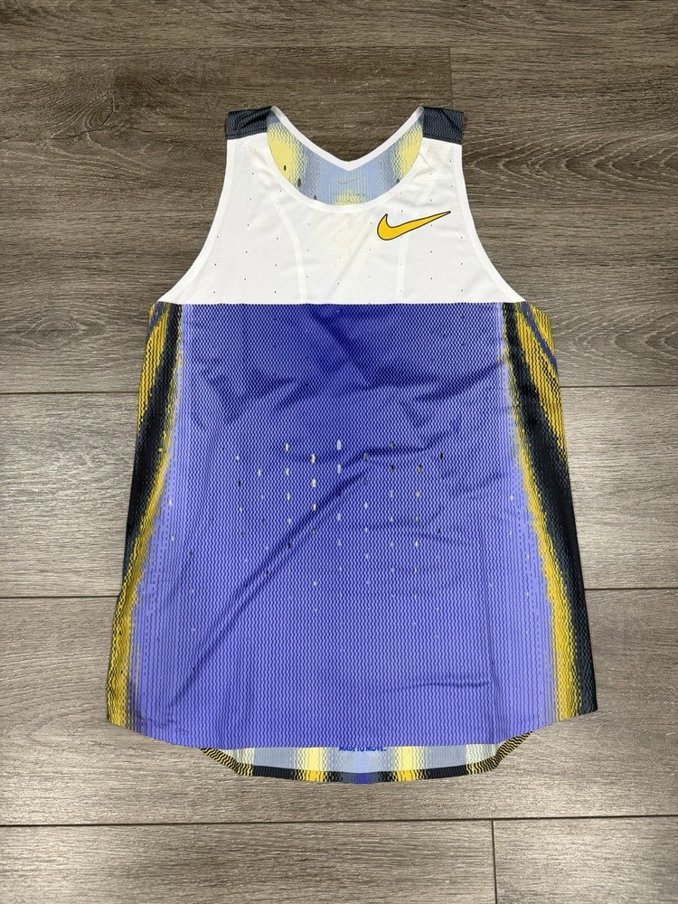 NWOT MENS MEDIUM NIKE 2025 PRO ELITE RUNNING MIDDLE DISTANCE SINGLET