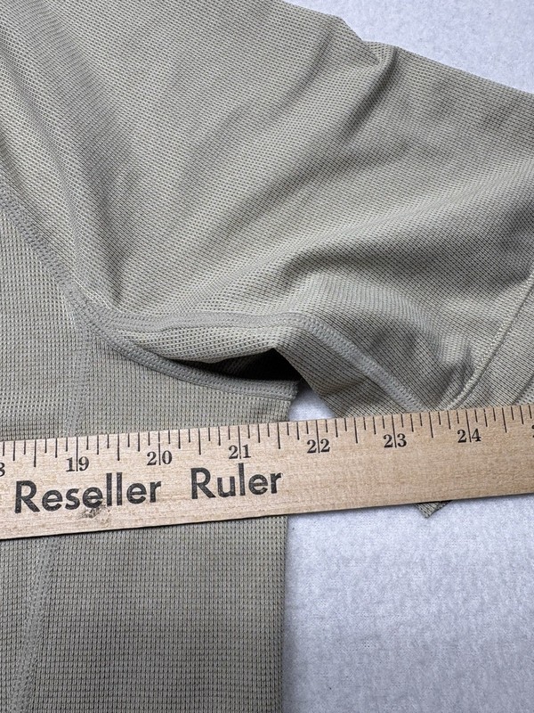 Mondetta Outdoor Project Shirt Mens Size Medium, Lightweight, Breathable Tan gallery
