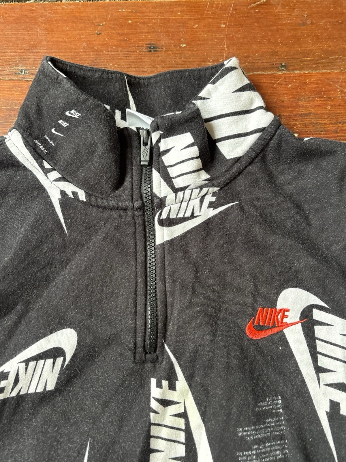 Nike Men's Quarter Zip Black All Over Print Pullover Active Size Large gallery