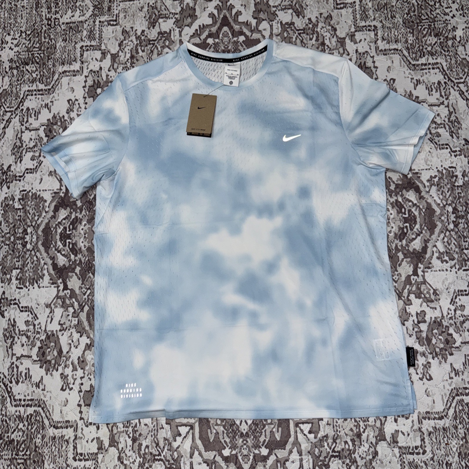 NWT Nike Dri-FIT ADV Breathe Running Top HJ4148-422 Psychic Blue Men’s XL. A1 gallery