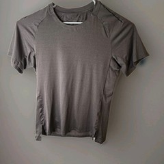 Lululemon Textured Training SS Performanc T-Shirt Men’s Size Medium Lavender gym