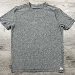Vuori Strato Men’s Size M Heathered Grey Strato Tech Tee Athleisure Shirt EUC